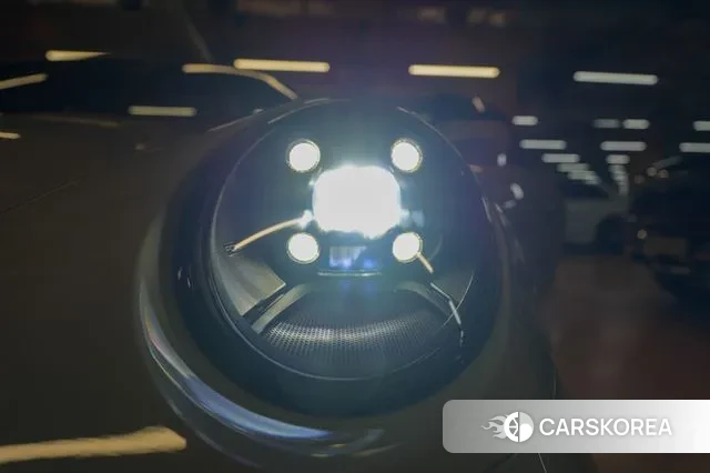 Porsche 911(992) 2024 Серебристо-серый из Кореи, фото 4