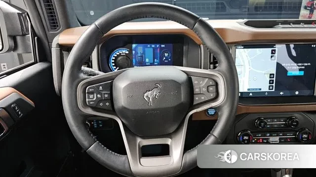 Ford Bronco 6th Generation 2024 Черный из Кореи, фото 4