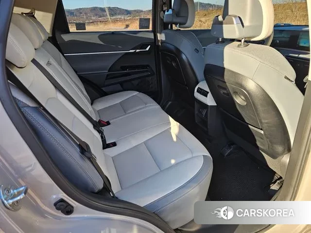 Ssangyong Torres EVX 2024 Белый из Кореи, фото 4