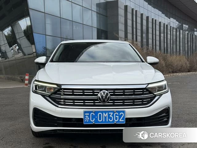 Volkswagen Sagitar 2022 Белый из Китая, фото 4