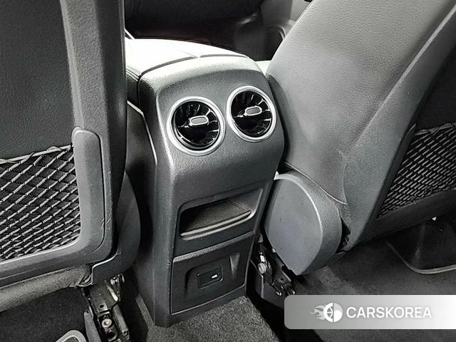 Mercedes-Benz GLA - Class H247 2021 Белый из Кореи, фото 4