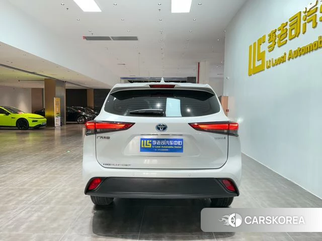 Toyota Highlander 2023 Белый из Китая, фото 4