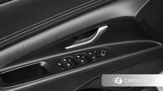 Hyundai Avante Hybrid (CN7) 2021 Серебристо-серый из Кореи, фото 4