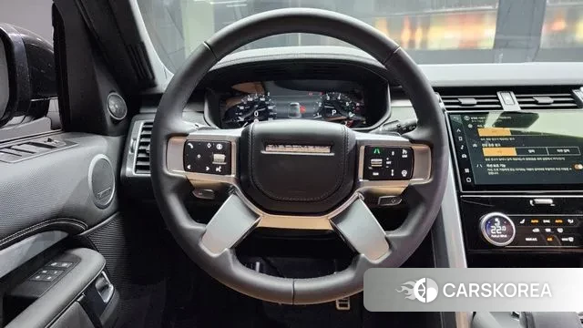 Land Rover Discovery 5 2024 Белый из Кореи, фото 4