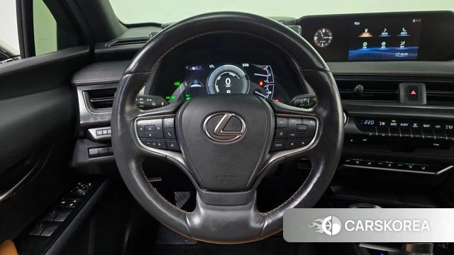 Lexus UX250h 2019 Черный из Кореи, фото 4