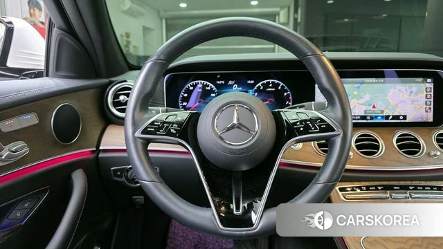 Mercedes-Benz E-Class W213 2022 Белый из Кореи, фото 4