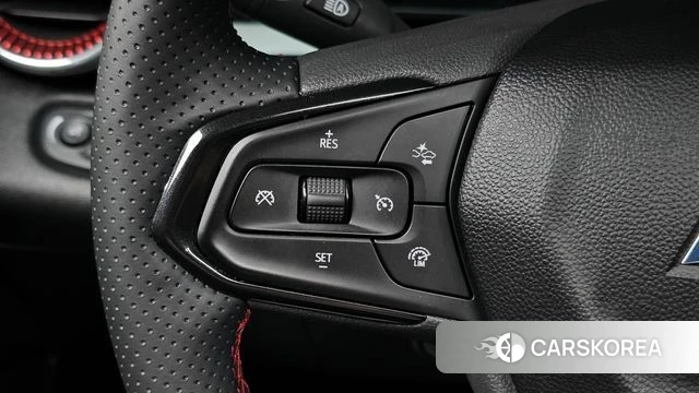 Chevrolet (GM Daewoo) Trax Crossover 2023 Черный из Кореи, фото 4