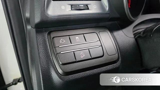 Ssangyong Tivoli Armor 2019 Белый из Кореи, фото 4