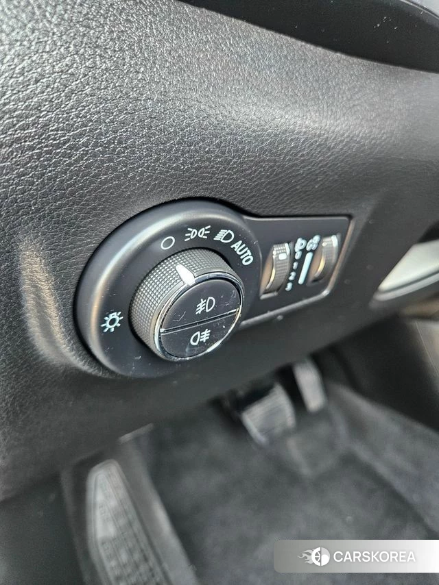 Jeep Compass 2nd Generation 2022 Белый из Кореи, фото 4