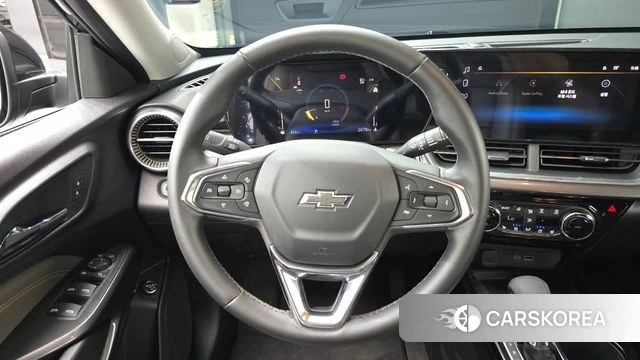 Chevrolet (GM Daewoo) Trax Crossover 2024 Черный из Кореи, фото 4