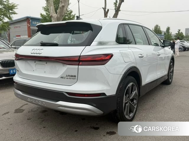 Audi Q5 e-tron 2022 Белый из Китая, фото 4