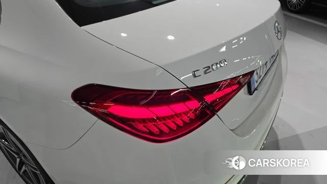 Mercedes-Benz C-Class W206 2026 Белый из Кореи, фото 4