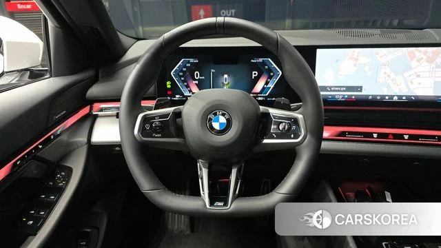 BMW 5 Series (G60) 2025 Белый из Кореи, фото 4