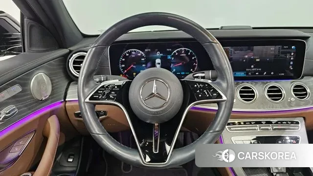 Mercedes-Benz E-Class W213 2021 Черный из Кореи, фото 4