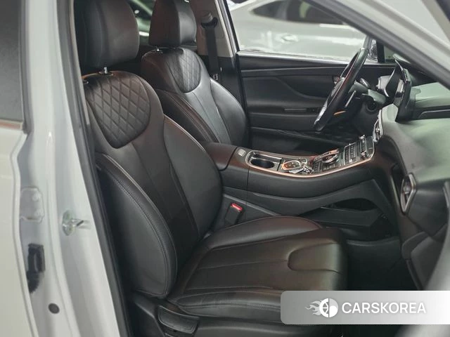 Hyundai The New Santa Fe 2021 Белый из Кореи, фото 4