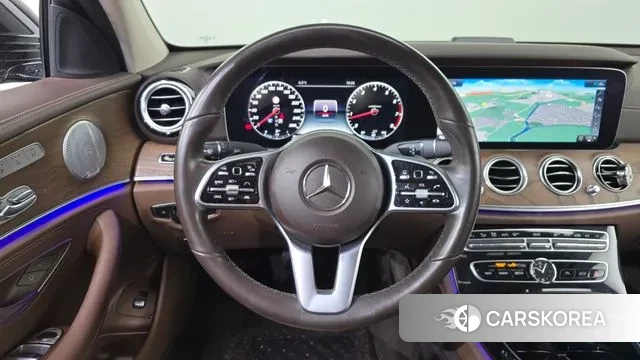 Mercedes-Benz E-Class W213 2020 Черный из Кореи, фото 4