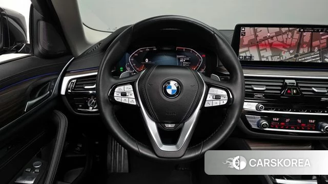 BMW 5 Series (G30) 2022 Черный из Кореи, фото 4