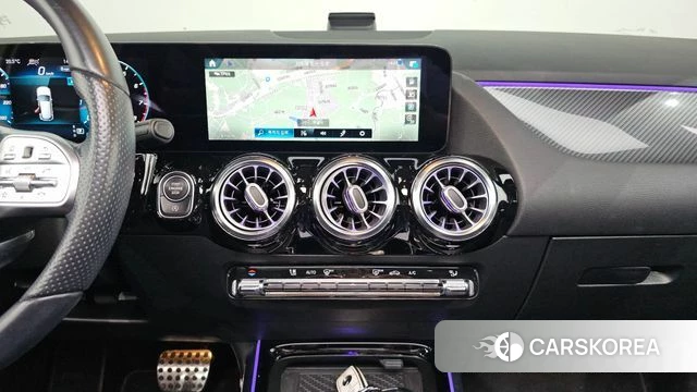 Mercedes-Benz GLA - Class H247 2021 Белый из Кореи, фото 4