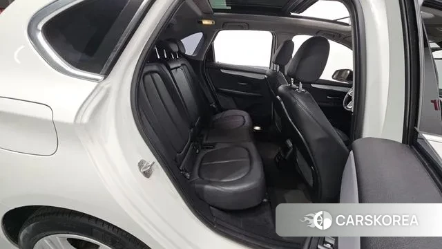 BMW 2 Series Active Tourer (F45) 2018 Белый из Кореи, фото 4