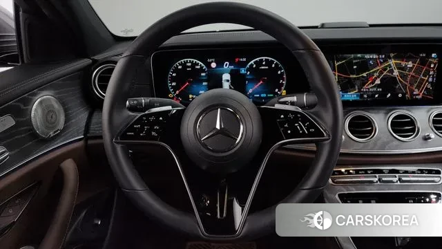 Mercedes-Benz E-Class W213 2023 Серый из Кореи, фото 4