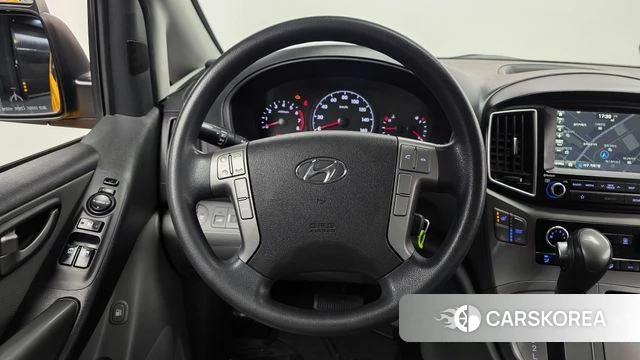 Hyundai The New Grand Starex 2018 Желтый из Кореи, фото 4