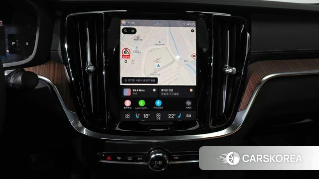 Volvo S60 3rd generation 2024 Белый из Кореи, фото 4