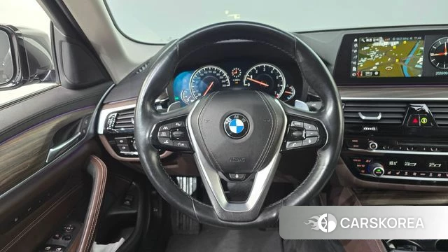 BMW 5 Series (G30) 2018 Серый из Кореи, фото 4