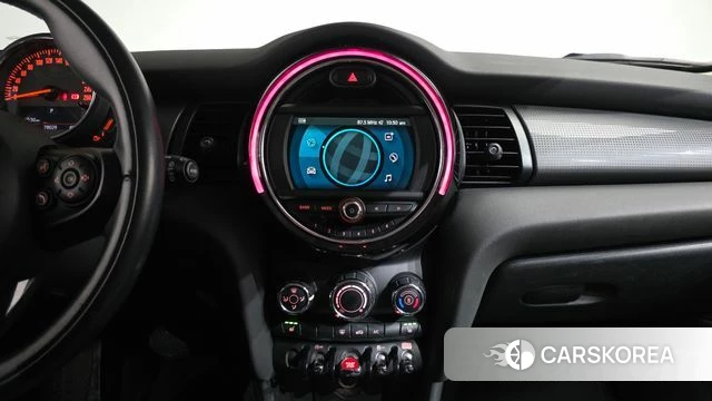 Mini Cooper 2021 Зеленый из Кореи, фото 4