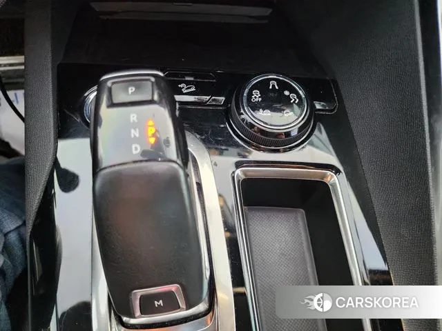 Peugeot 3008 second generation 2019 Серый из Кореи, фото 4