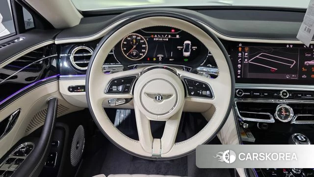 Bentley Flying Spur 3rd Generation 2023 Белый из Кореи, фото 4