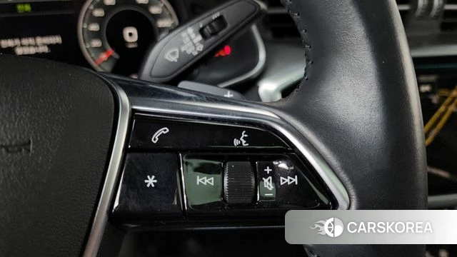 Audi A6 (C8) 2020 Черный из Кореи, фото 4
