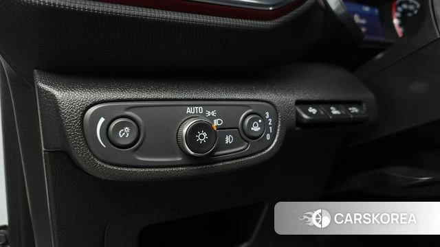 Chevrolet (GM Daewoo) Trailblazer 2020 Белый из Кореи, фото 4