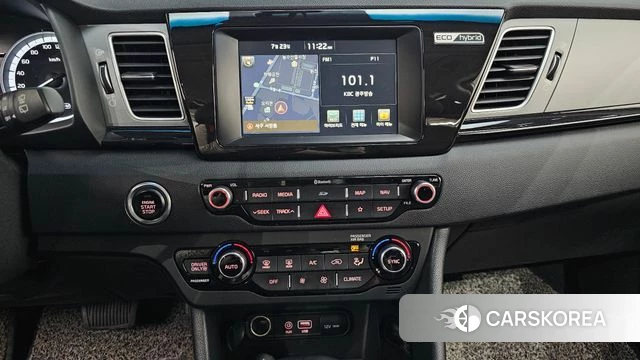Kia Niro 2018 Белый из Кореи, фото 4