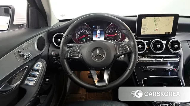 Mercedes-Benz C-Class W205 2018 Белый из Кореи, фото 4