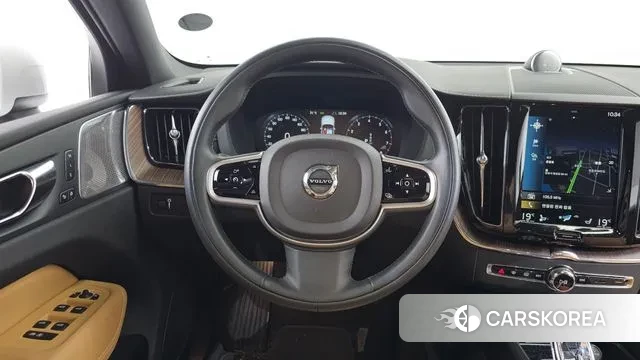 Volvo XC60 second Generation 2021 Белый из Кореи, фото 4