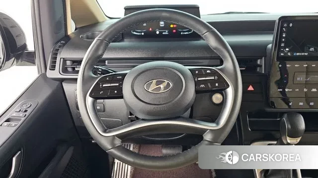 Hyundai Staria 2023 Белый из Кореи, фото 4