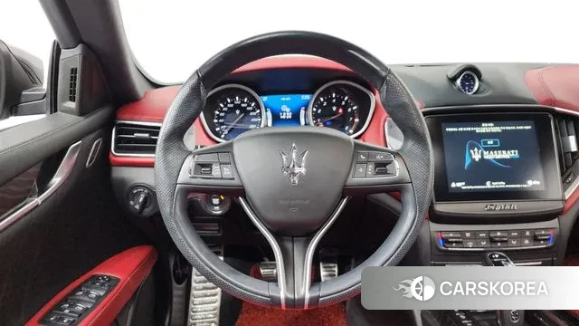 Maserati Ghibli 2020 Черный из Кореи, фото 4