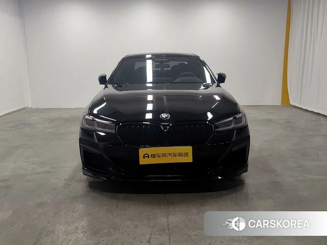 BMW 5 series PHEV 2021 Черный из Китая, фото 4