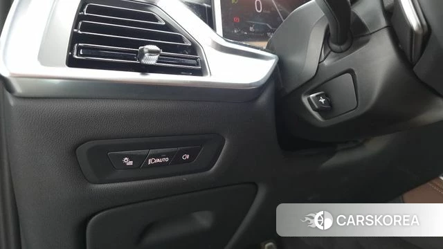 BMW X5 (G05) 2025 Цвет тростника из Кореи, фото 4