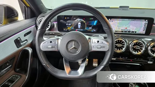 Mercedes-Benz A-Class W177 2021 Желтый из Кореи, фото 4