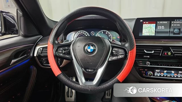 BMW 5 Series (G30) 2018 Черный из Кореи, фото 4