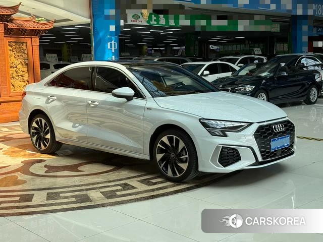 Audi A3 2024 Белый из Китая, фото 4