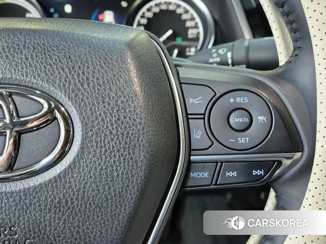 Toyota Camry (XV70) 2024 Белый из Кореи, фото 4