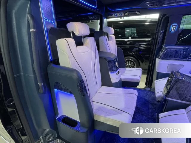 Mercedes-Benz V-class 2023 Черный из Китая, фото 4
