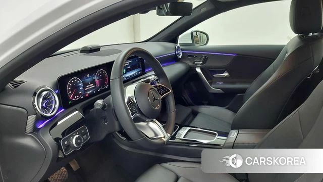 Mercedes-Benz A-Class W177 2025 Белый из Кореи, фото 4