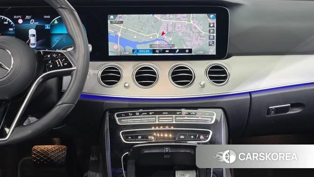 Mercedes-Benz E-Class W213 2021 Белый из Кореи, фото 4
