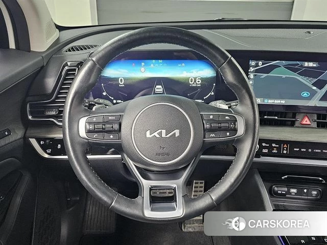 Kia Sportage 5th Generation 2023 Белый из Кореи, фото 4