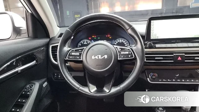 Kia Seltos 2021 Белый из Кореи, фото 4