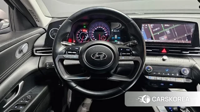 Hyundai Avante (CN7) 2021 Серебристо-серый из Кореи, фото 4