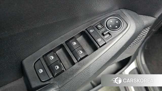 Kia Seltos 2022 Белый из Кореи, фото 4